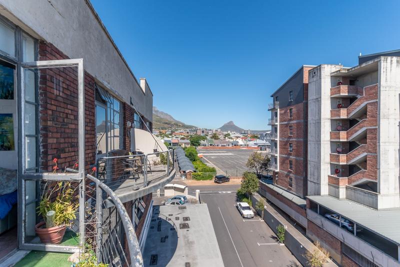 1 Bedroom Property for Sale in Observatory Western Cape